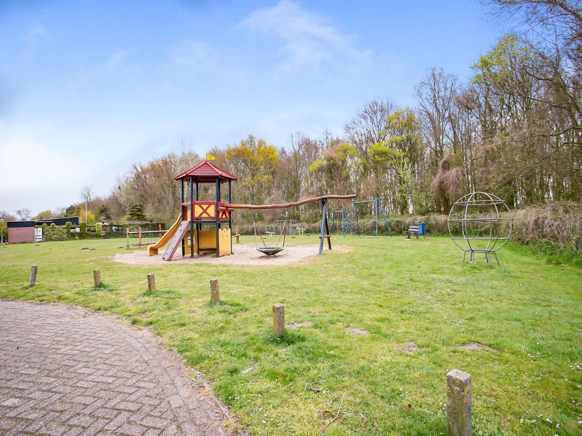 Lovely Bungalow In Noordwijkerhout With Garden מראה חיצוני תמונה